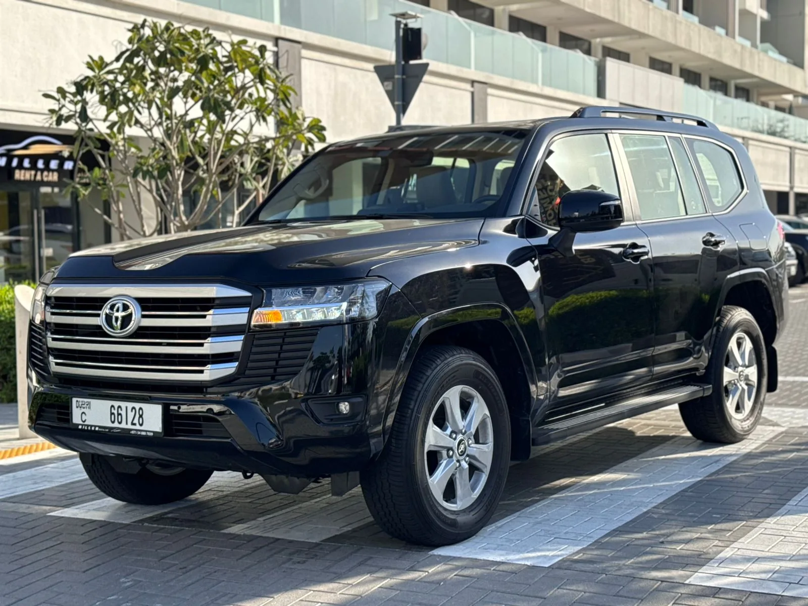 Toyota Land Cruiser - 3